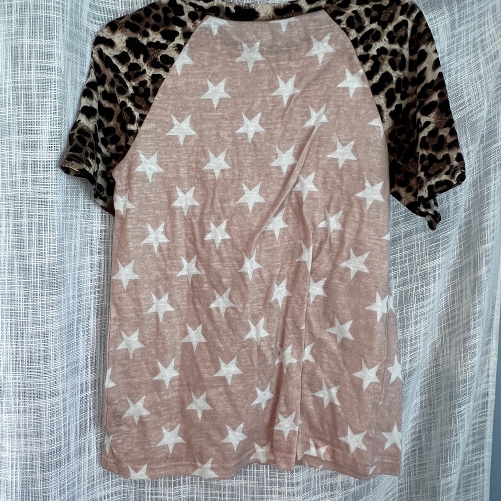 Leopard Star Top - Picture 2 of 2